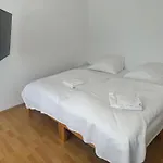 Top Central Munich 1-Room Perfect Flat